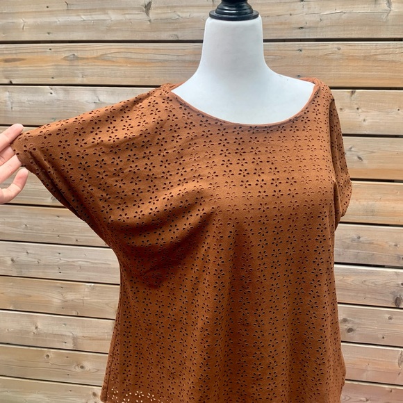 Faux suede brown T-shirt - Picture 2 of 5